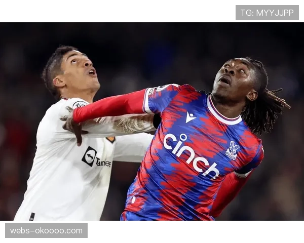 迪亚斯零度角爆射破门，打入超级世界波